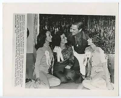 Vintage Press Photograph Miss America Show Bert Parks Atlantic City 1975-6 • $14.53