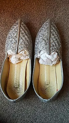 Mens Size 7 Asian Indian Embroidered Silver Wedding Shoes Mojri Khussa Jutti  • £30