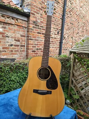 Yamaha DW 7 Acoustic Guitar • £65