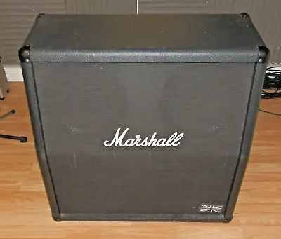 MARSHALL MC412A  4x12 200 Watt RMS Stereo Speaker Cabinet. • £159.99