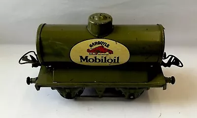 Hornby Series “0” Gauge Gargoyle Mobiloil Tanker • £20