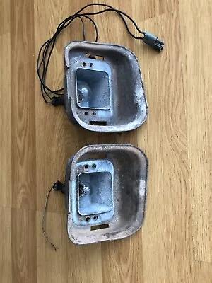 FORD FAIRLANE ZA/ZB/ZC/ZD FRONT INDICATOR HOUSINGS  X2 Left & Right • $60