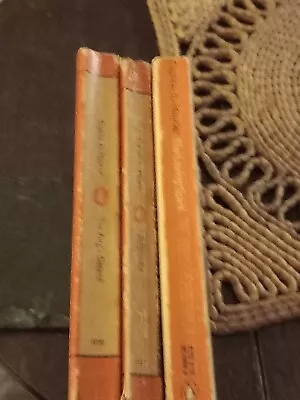 Vintage3 Daphne Du Maurier Paperbacks Loving Spirit Jamaica Inn Kings General 62 • £3