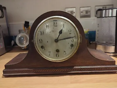 Vintage Napoleon Style Mantle Clock • £40