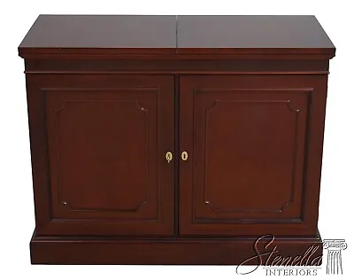 L61938EC: KINDEL Flip Top Mahogany 2 Door Server • $1695