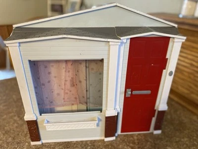 Maison De Poupée Barbie Radio / Casa Radio – Mattel 2000, NEUVE, Fabriquée En République Tchèque