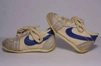 Original Old Vintage 1982 Nike Size 2 Baby Shoes White & Blue Marked 821202 TY • $118.87