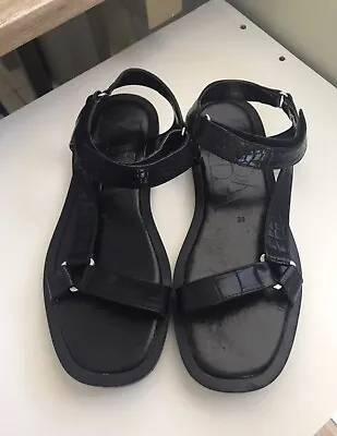 $20 • Buy Zara Sandals Size: EUR 39