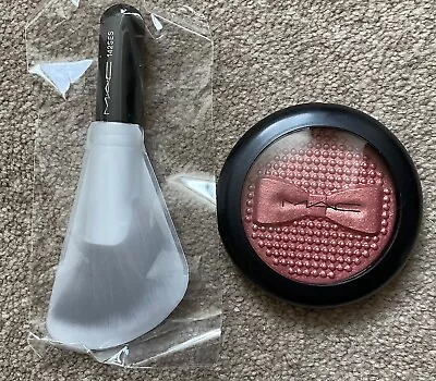 £10 • Buy MAC Powder Bottomless Brunch And Brush Set Brand New