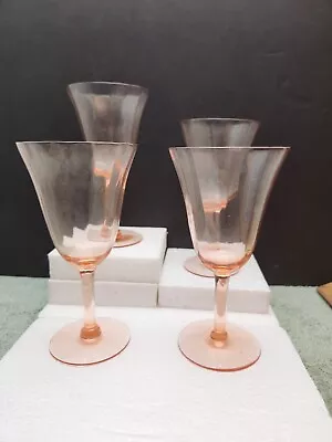 Morgantown #7577 Pink Wine Glass Optic Panel 6.5  Set Of 4 • $39.99