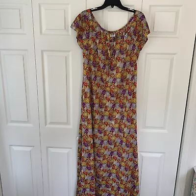 Vintage Montgomery Ward Women’s Large House Dress 1970s Floral Polyester.      C • $15