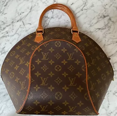 * 100% Authentic Louis Vuitton Monogram Ellipse MM Woman’s Hand Bag - MI0968 • £580