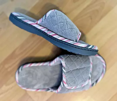 ISOTONER Women's Slide Slippers Size Large 8.5-9 NWOT! • $9