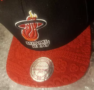 Mitchell & Ness Snapback Cap NBA Miami Heat OSFM Ajustable Hat Flat Brim Peak • £19.88