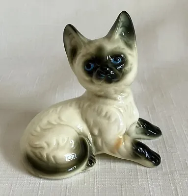 Vintage Enesco Blue Eyed Siamese Cat Figurine (1984) • $8