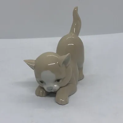 Miguel Requena Valencia Spain Porcelain Cat Figurine Beige Vintage • £14.99