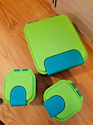 TUPPERWARE Vintage 60's 70's  GREEN LUNCH BOX / Storage Set Clip Flip Lid • $29.95