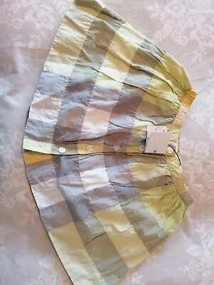 £30 • Buy Girls Burberry Skirt