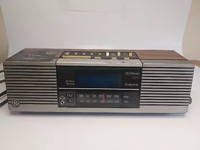 General Electric Clock Radio Walnut Grain Finish EA7-4945A Compact Select Stylin • $55