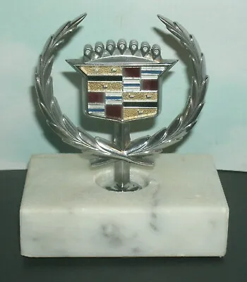 $25.99 • Buy Vintage 1970's Cadillac Wreath & Crest Hood Ornament Trophy Emblem Decoration