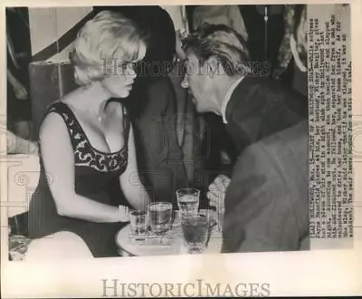 1963 Press Photo Jayne Mansfield & Mickey Hargitay Argue In Hollywood Night Club • $19.99