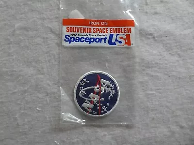 Vintage Space 'Nasa' - Kennedy Space Center Florida - Iron On Patch / Badge • £1