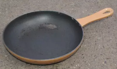 Lovely Le Creuset Style Cast Iron Brown 20cm Diameter Frying Pan Skillet • £0.99