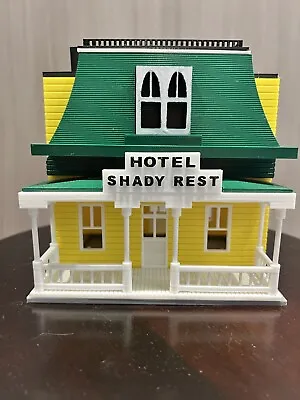 O Scale Petticoat Junction  Shady Rest Hotel  • $49.99