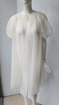 1950s Vanity Fair Peignoir Wedding Ivory Sheer Lace Trim Robe Tricot Nylon Sz 6 • $39.95