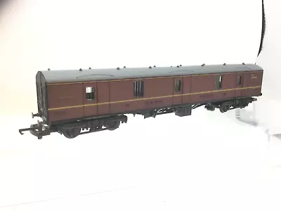 Lima 305657 OO Gauge BR Maroon GUV Parcel Van W86470 • £17.99