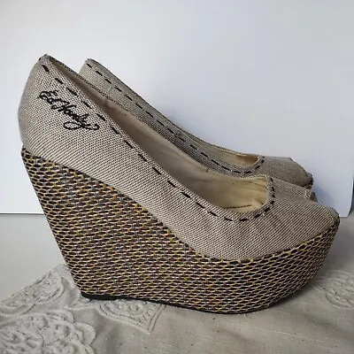 ED HARDY Womans 10 Peep Toe Geisha Wedge Heel Multicolor Textile Shoes • $19.99
