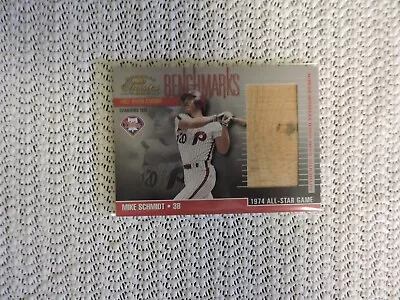 2001 DonRuss Classics Bench Marks - Mike Schmidt Bench Relic #BM-13 • $8