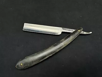 Vintage Wade & Butcher Straight Razor • $49.99