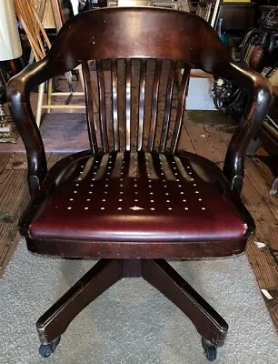 Antique Padded Swivel Desk Chair.. • $300