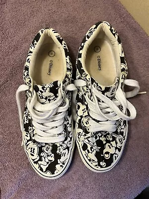 Disney Mickey Mouse Sneakers Black & White Canvas Size 8 Women’s Low Top Lace-Up • $12.99