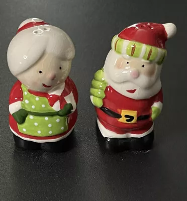 Mr And Mrs Santa Claus Couple Salt And Pepper Shakers NEW • $14.98