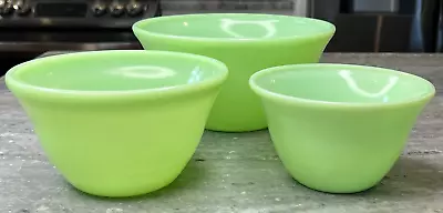 McKee Jadeite Jadite Green 3 Piece Set Bell Form Mixing Bowls 9  7  & 6  Sizes • $135.50