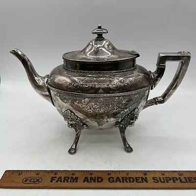 Antique Meriden  Silverplate Teapot Lions Head Feet • $24.99