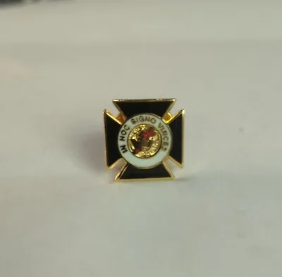 Freemason Masonic In Hoc Signo Vinces Badge Lapel Pin Vintage  • £5.99