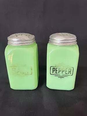 Vintage 1930's McKee Jadeite Uranium Glass Green Salt And Pepper Shakers • $75