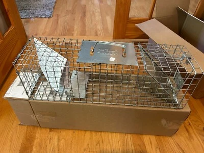 $12 • Buy NEW Havahart 1078SR Medium Professional Style 1-Door Catch & Release Animal Trap