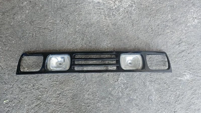 $250 • Buy Vw Mk2 Golf Jetta Front Grill Front End Hella Oem