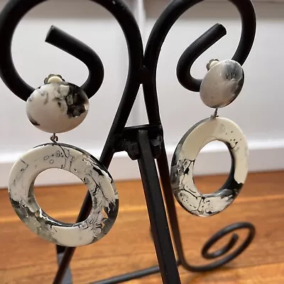£24.54 • Buy Black & White Hoop Clip On Earrings Made Of Lucite Acrylic Marblize 3 1/2  Long
