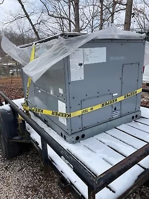$3800 • Buy Rooftop Unit