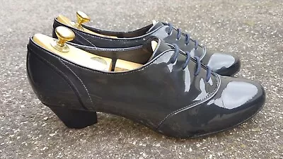 CAMPER Kim Lace Up Oxford Pump 4 CM Heel  DARK GREY PATENT LEATHER EU 39  US 8.5 • $39.95