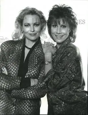 Press Photo Michelle Phillips And Michele Lee In Knots Landing - Orx00111 • $23.88