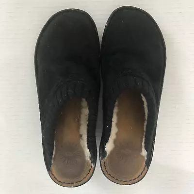 UGG Suede Wedge Gael Knit Collar Shearling Clogs 1934 Size 7 Black Womens • $35.99