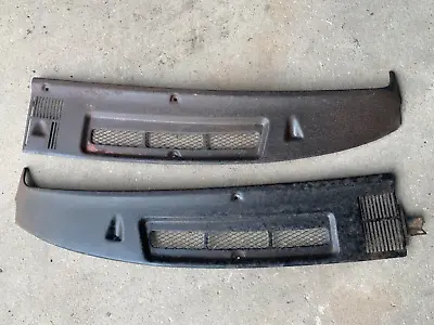 $125 • Buy Datsun 1600 510 Dash Vent Cover Grille Pair