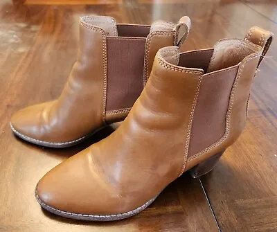 Madewell Regan Boot In Distressed Brown Leather Size 8 • $42