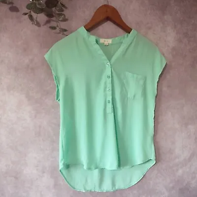 Anthropologie Mime Top Womens Medium Green Sleeveless Henley Casual Blouse • $19.49